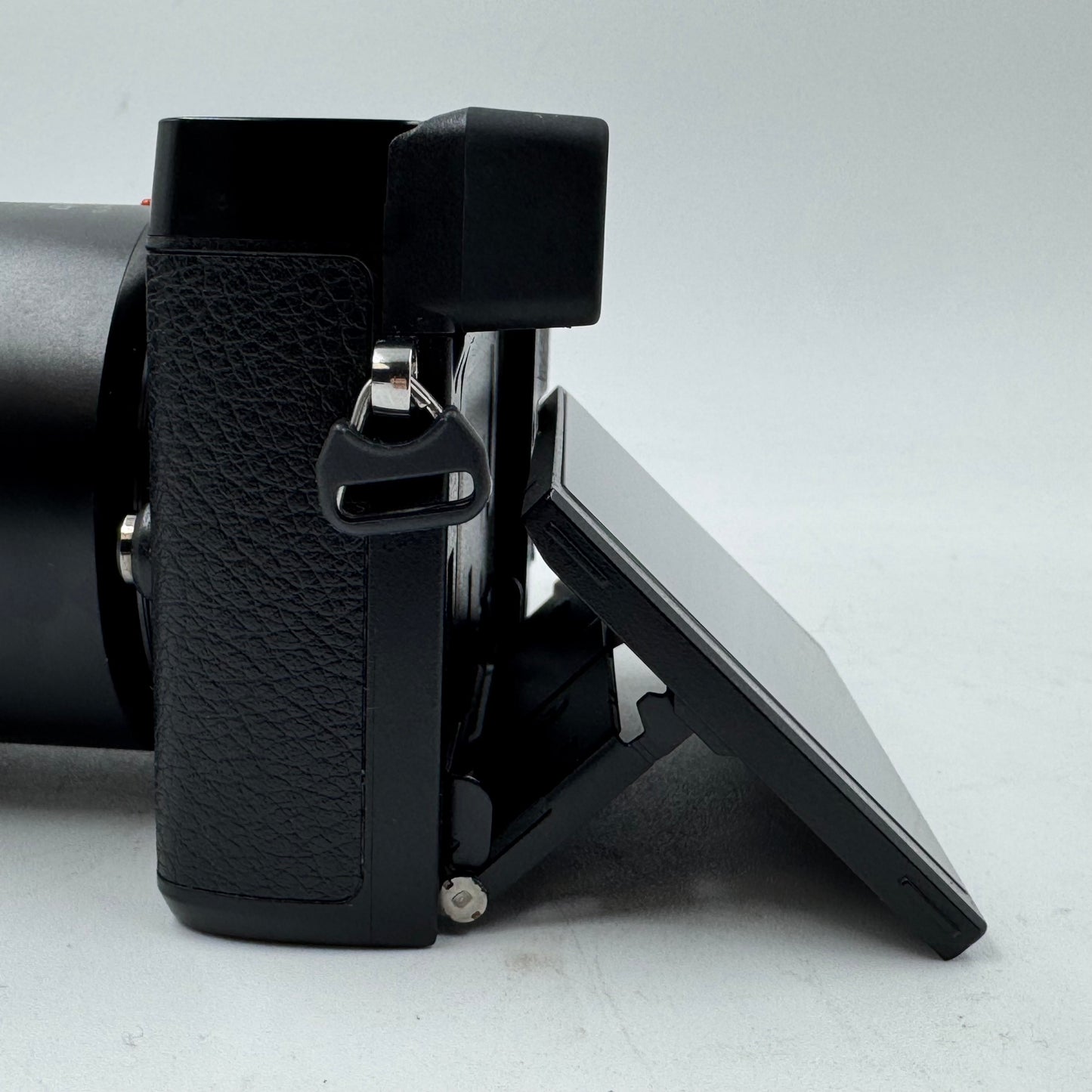 Panasonic Lumix DMC-GX85KK 16.0MP Mirrorless Camera