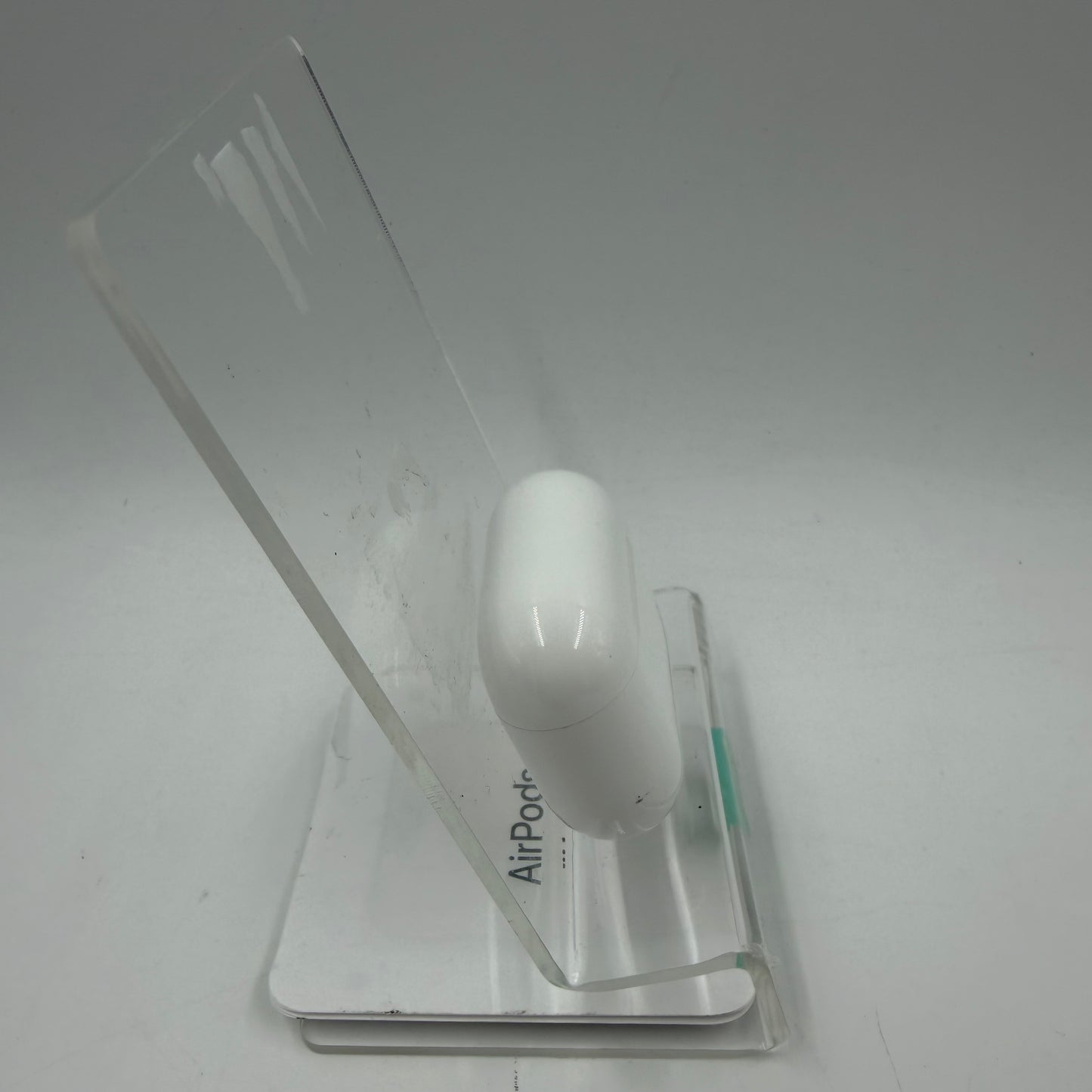 Apple AirPods 4th Gen ANC with MagSafe Charging Case A3053 A3050 A3058 MXP63LL/A