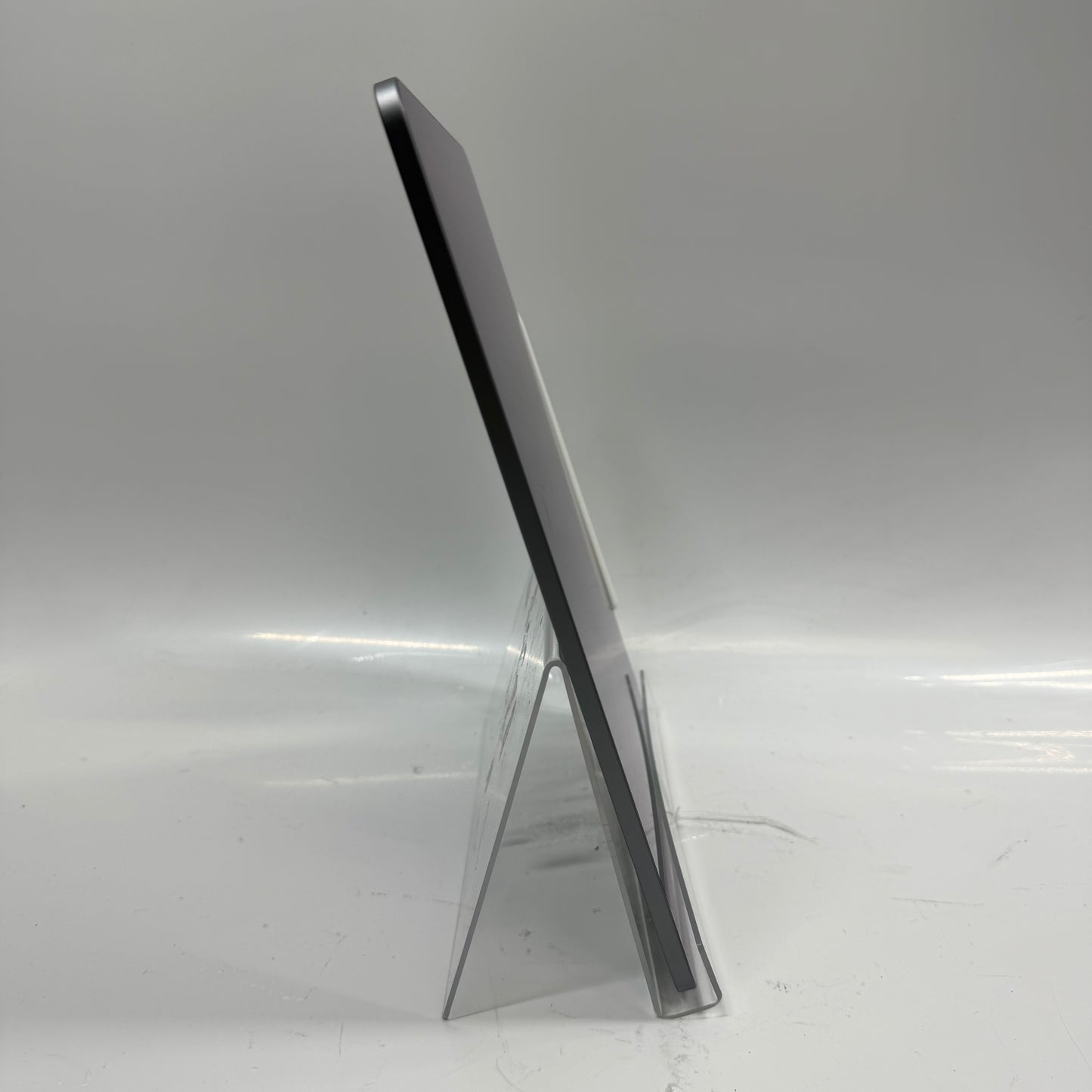 WiFi Only Apple iPad Air 13" M3 256GB Space Gray MCNN4LL/A