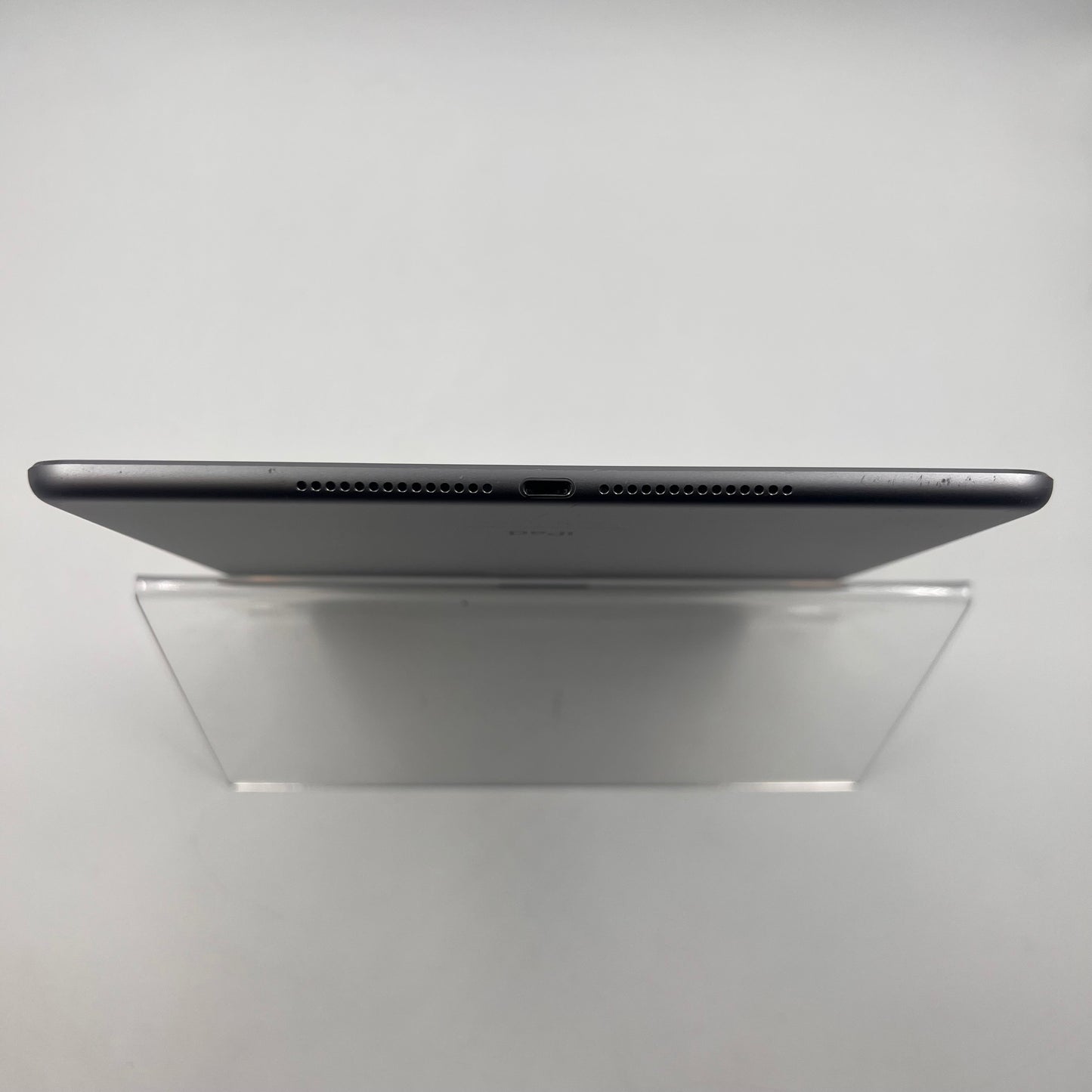 Unlocked Apple iPad Air 2nd Gen 16GB Space Gray NGGX2LL/A