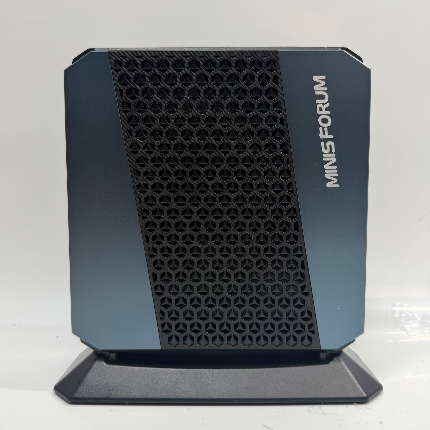 MINISFORUM Custom PC Ryzen 9 5900X 3.70GHz 32GB RAM 512GB SSD