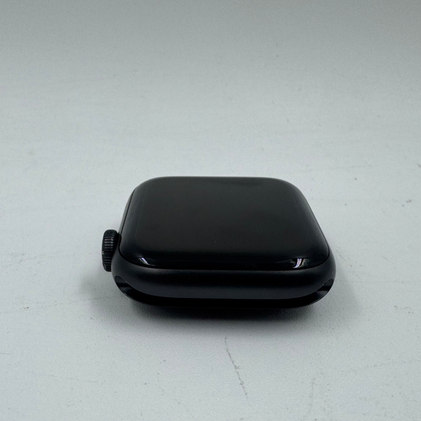 Unlocked Apple Watch SE 1st Gen 44MM Black Aluminum 