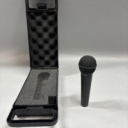 Behringer  XM8500 Broadcast Dynamic Microphone