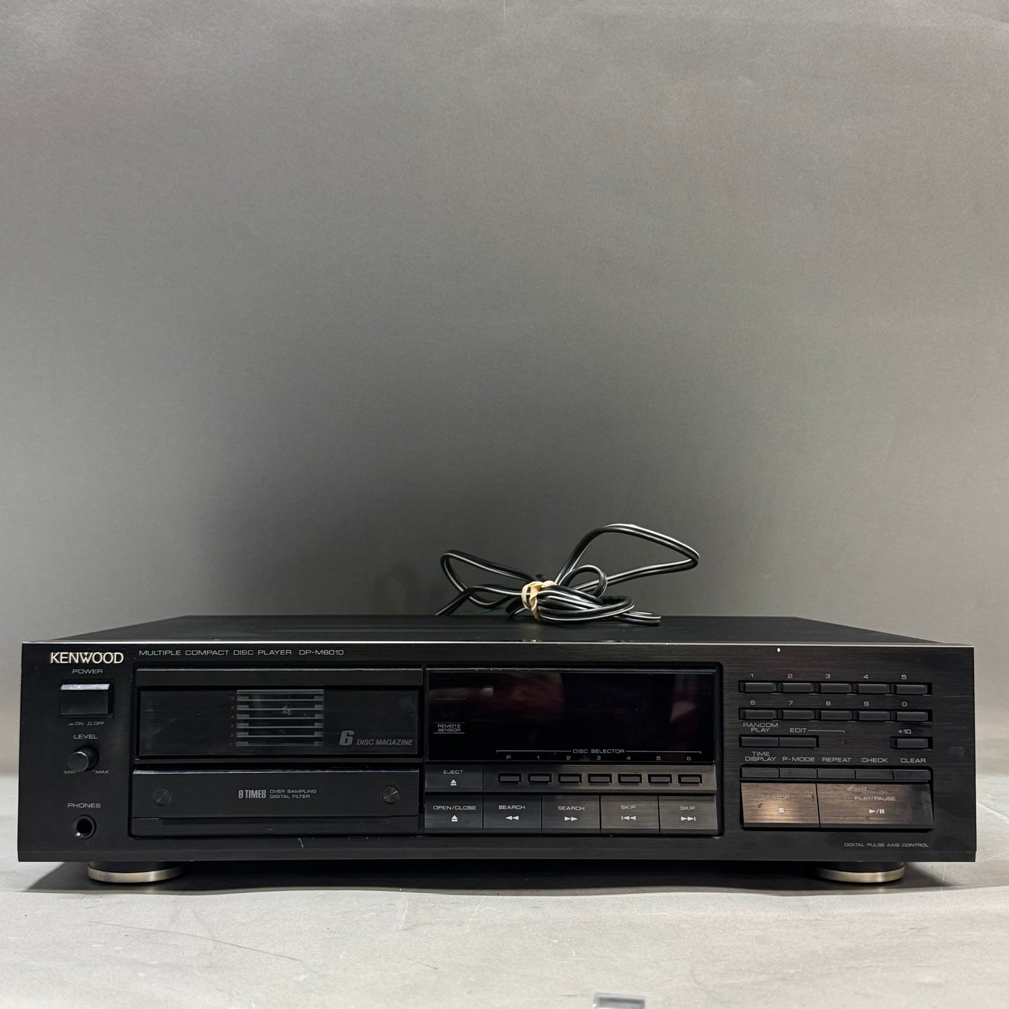 Kenwood DP-M6010 CD Player