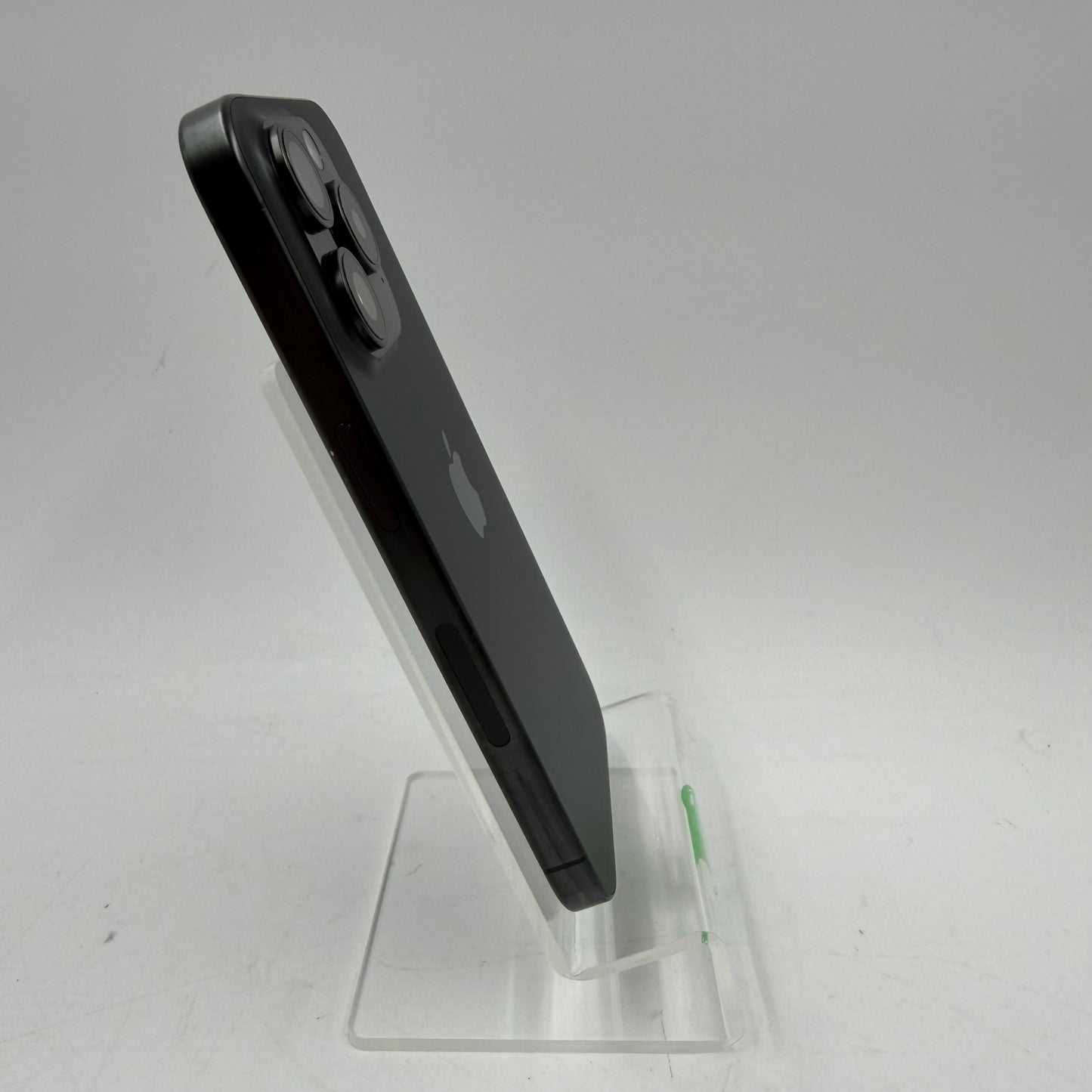 Factory Unlocked Apple iPhone 15 Pro 256GB Black Titanium MTQR3LL/A