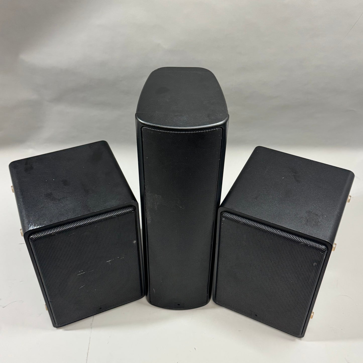 Canton AV 700 Speaker System Black