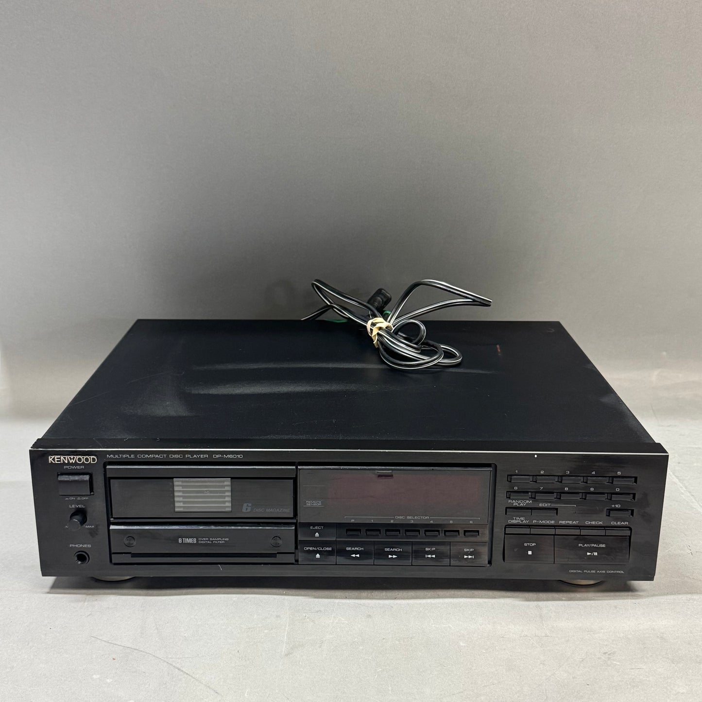 Kenwood DP-M6010 CD Player