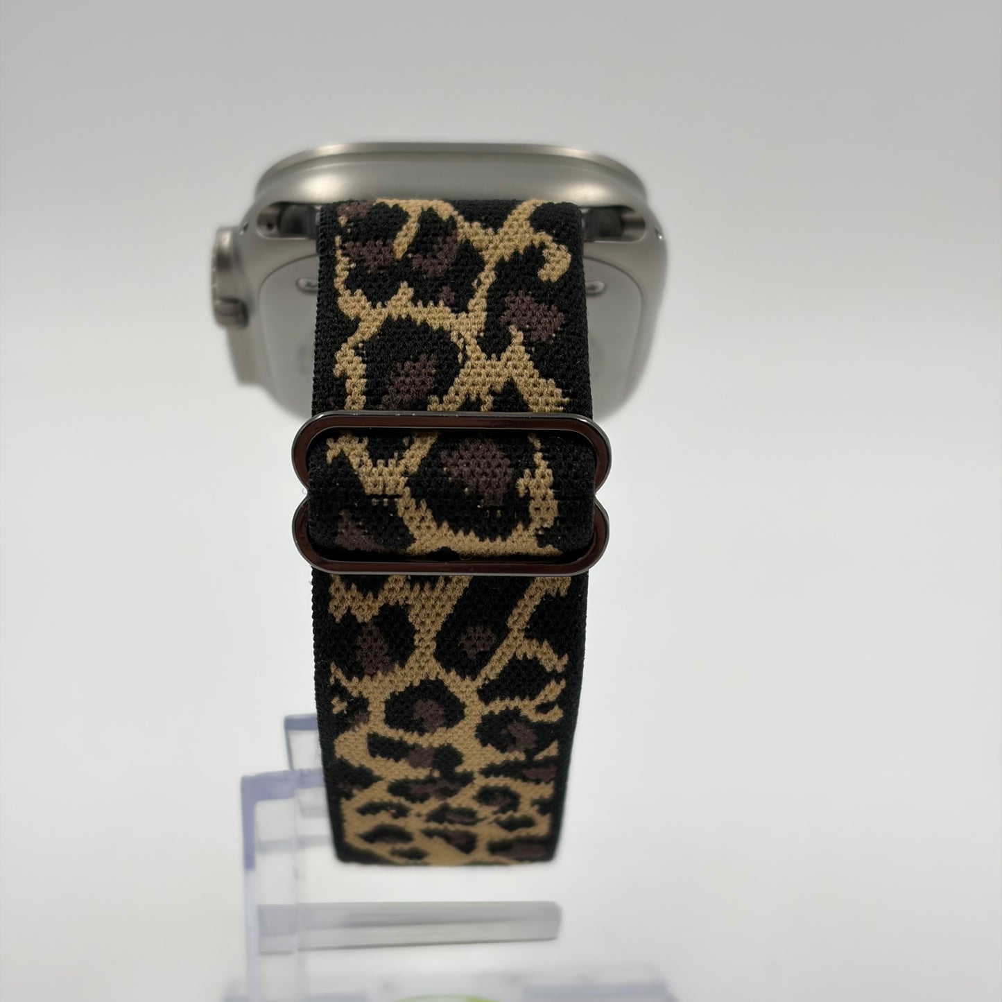 Unlocked Apple Watch Ultra 2 49MM Natural Titanium Aftermarket Band MRET3LL/A