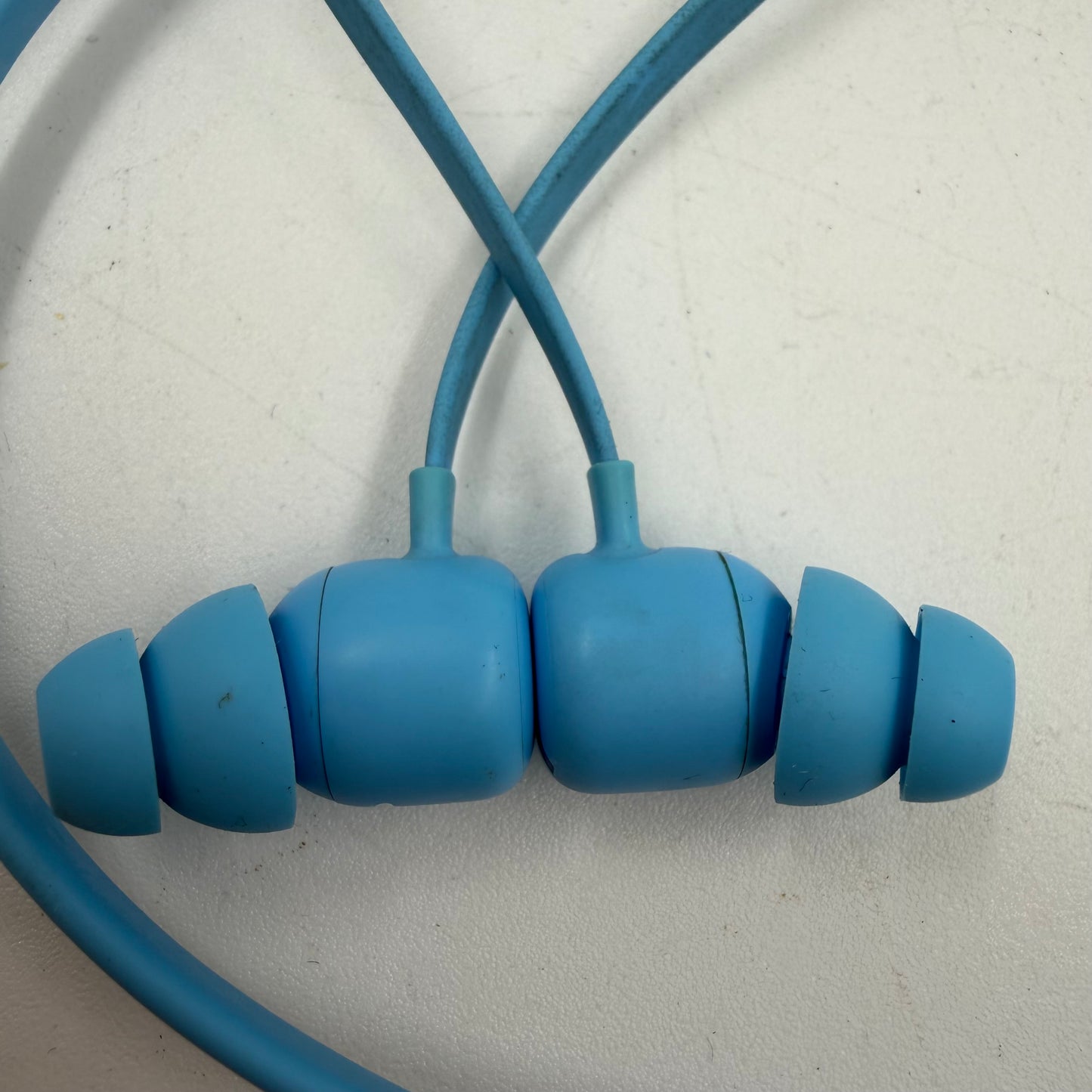 Beats Flex Wireless Earbuds  Crystal Blue A2295
