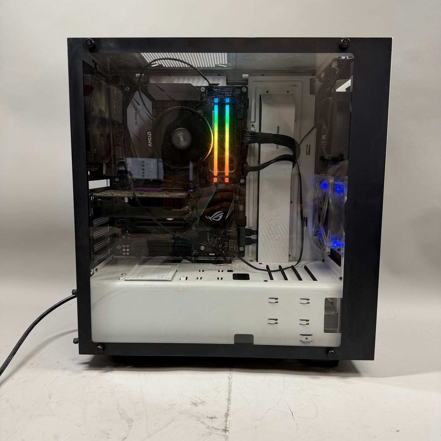 NZXT Custom PC Ryzen 5 1500X 3.50GHz 16GB RAM 1TB HDD Nvidia GeForce GTX 750 Ti