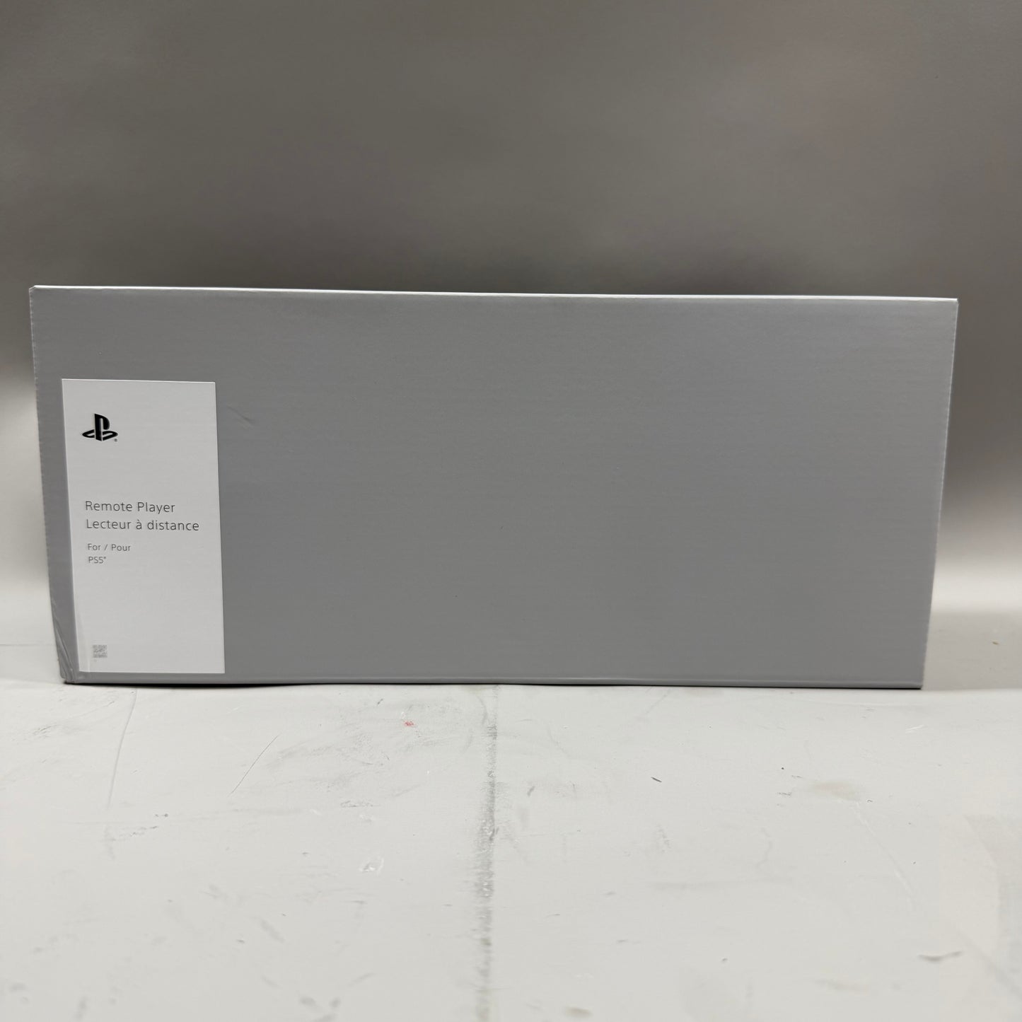 Sony Playstation Portable Go PSP White CFI-Y1001 Portal For Playstation 5 PS5