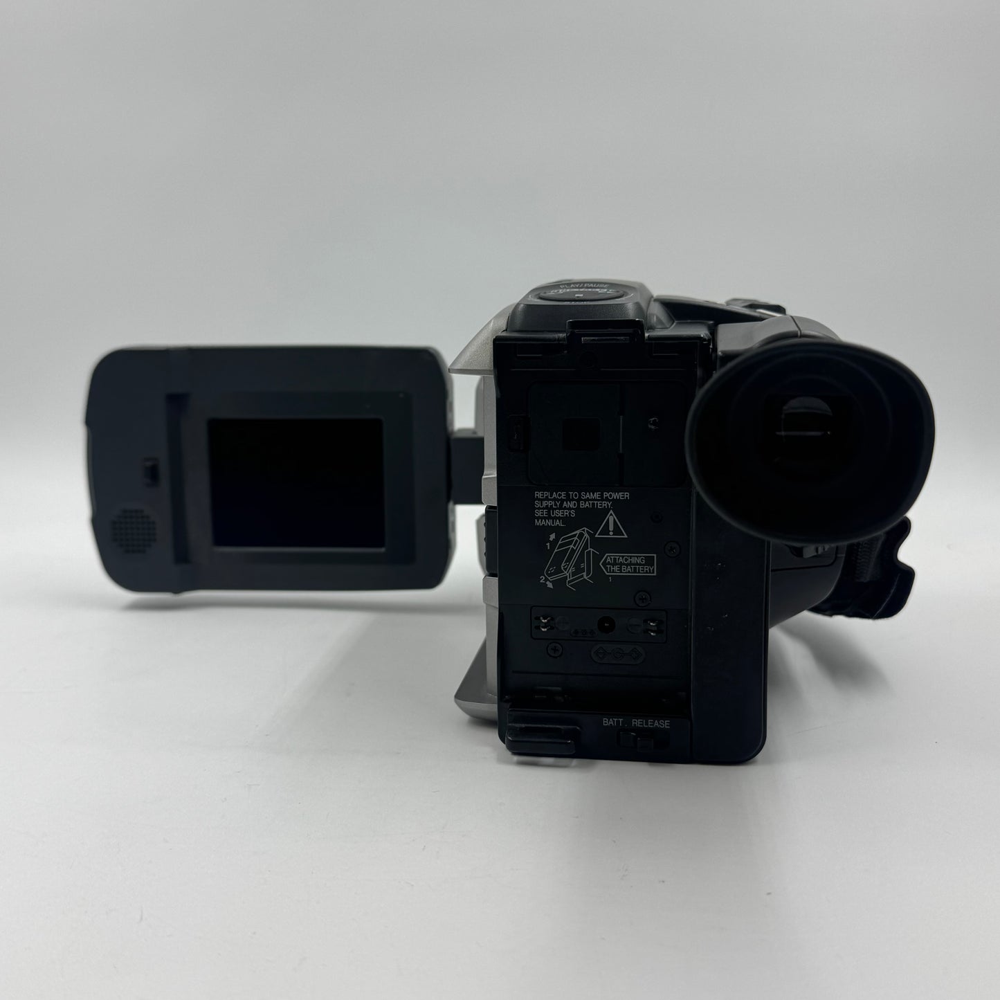 JVC Compact VHS 4K Video Camcorder GR-AXM700U