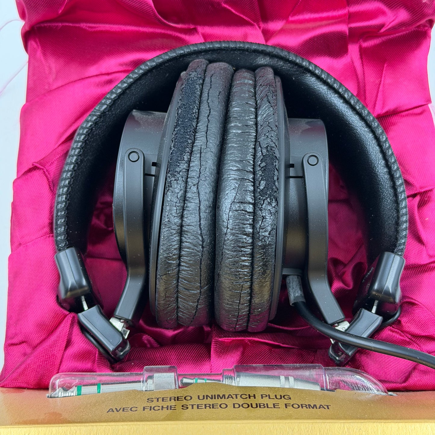 Sony V6 Studio Wired Stereo Headphones Black MDR-V6