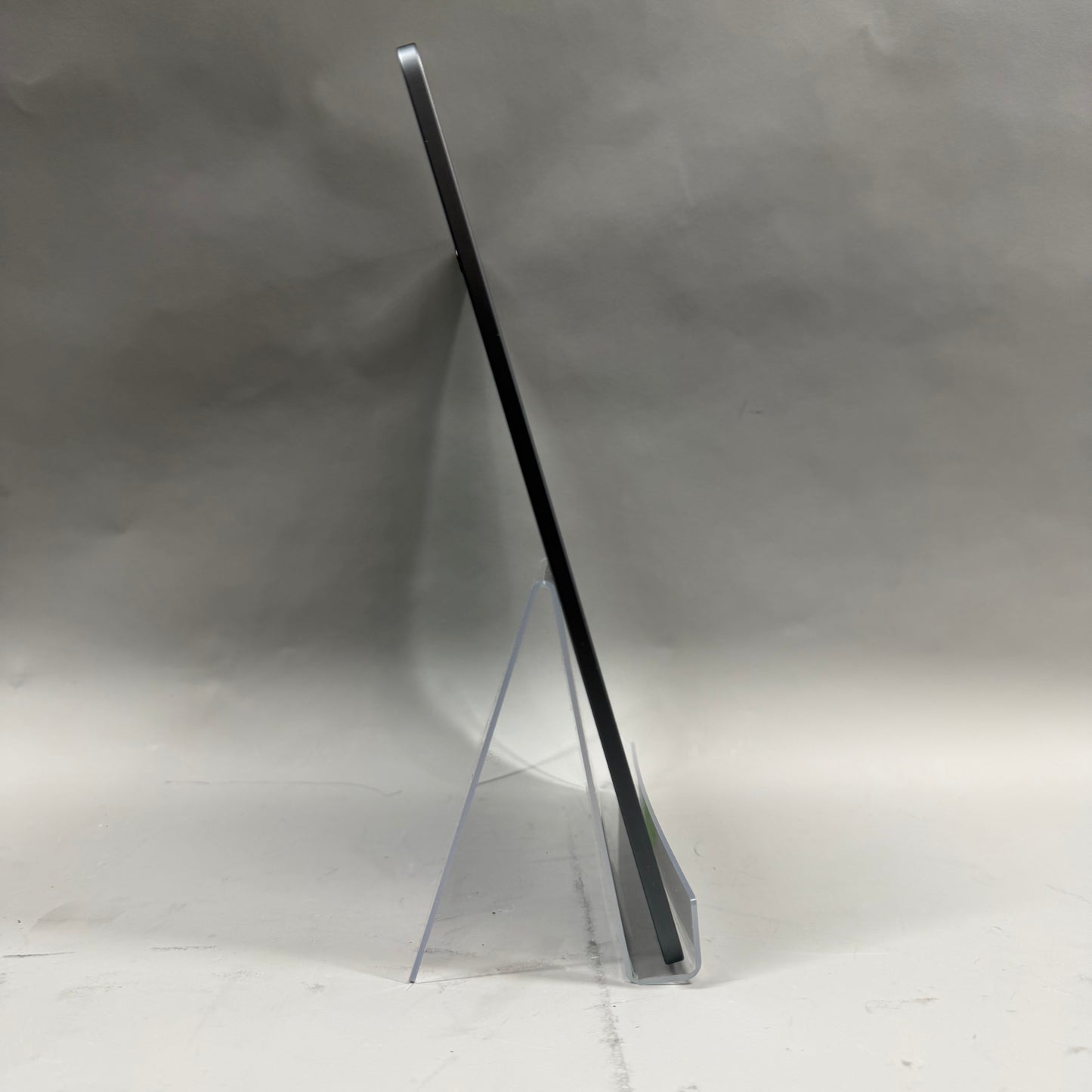 WiFi Only Apple iPad Pro 12.9" 3rd Gen 256GB Space Gray MTFL2LL/A