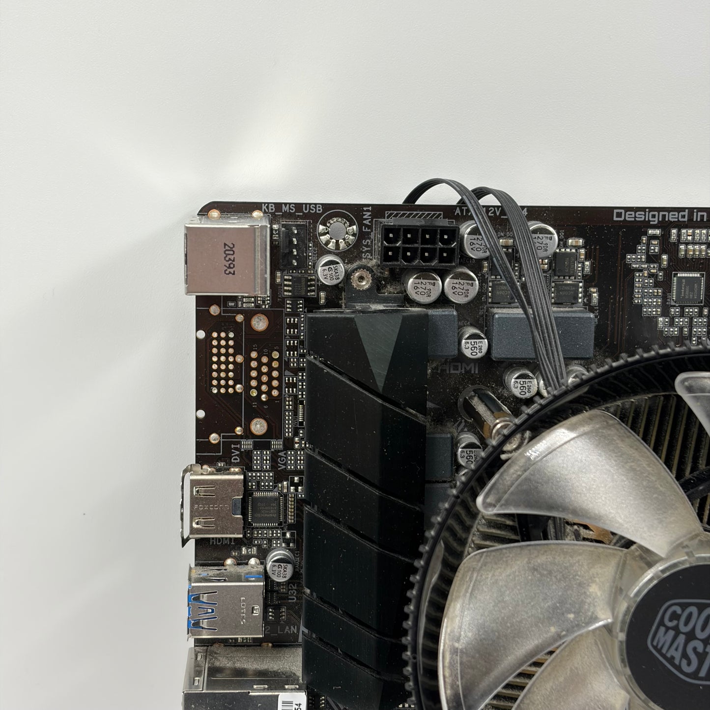 Gigabyte B460M DS3H AC V2 LGA 1200 mATX Intel DDR4 Motherboard + Intel Core i7-10700F 512GB SSD