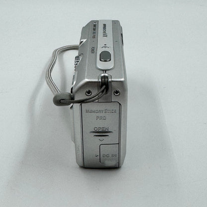 Sony DSC-P100 5.1MP Compact Digital Camera