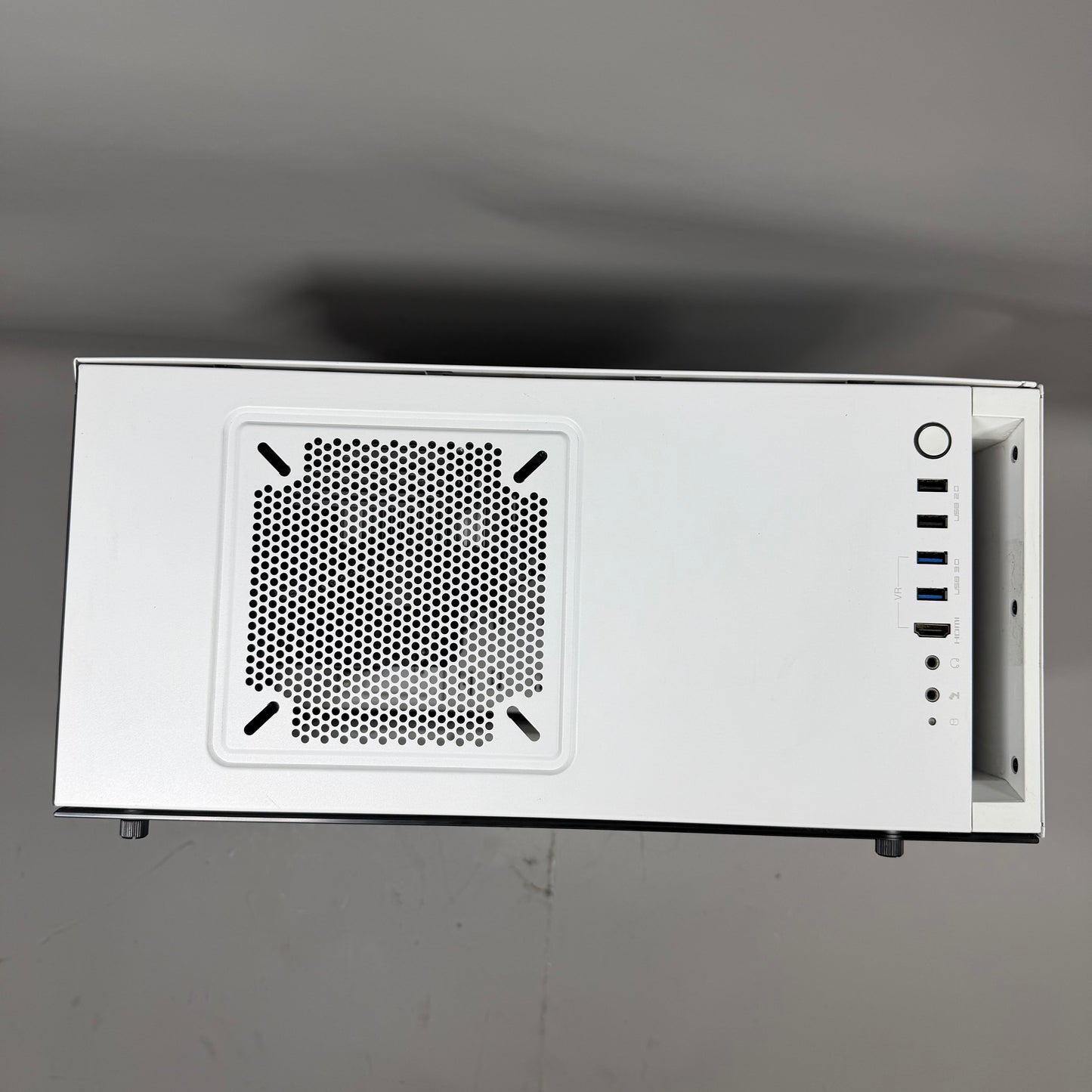 NZXT Custom PC Ryzen 5 1500X 3.50GHz 16GB RAM 1TB HDD Nvidia GeForce GTX 750 Ti