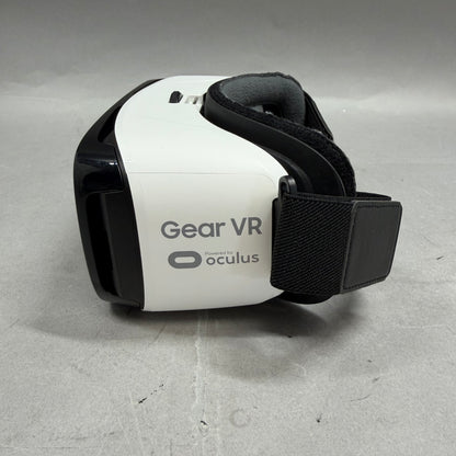 Samsung Gear VR Virtual Reality Headset SM-R322