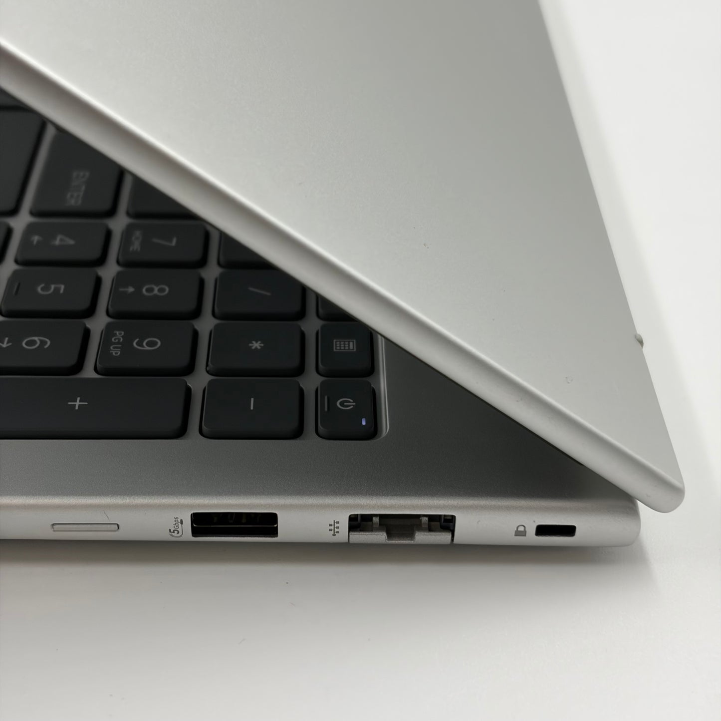 HP ProBook 460 G11 16" Core Ultra 5 125U 1.3GHz 16GB RAM 512GB SSD