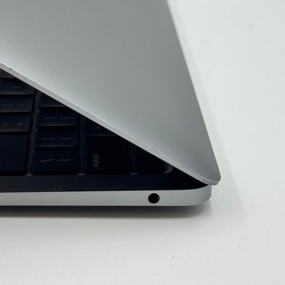 2020 Apple MacBook Air 13.3" M1 7C GPU 3.20GHz 8GB RAM 256GB SSD MGN63LL/A
