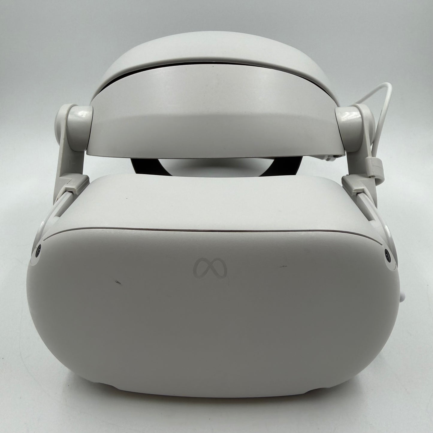 Meta Quest 2 128GB Standalone All-in-One VR Headset KW49CM