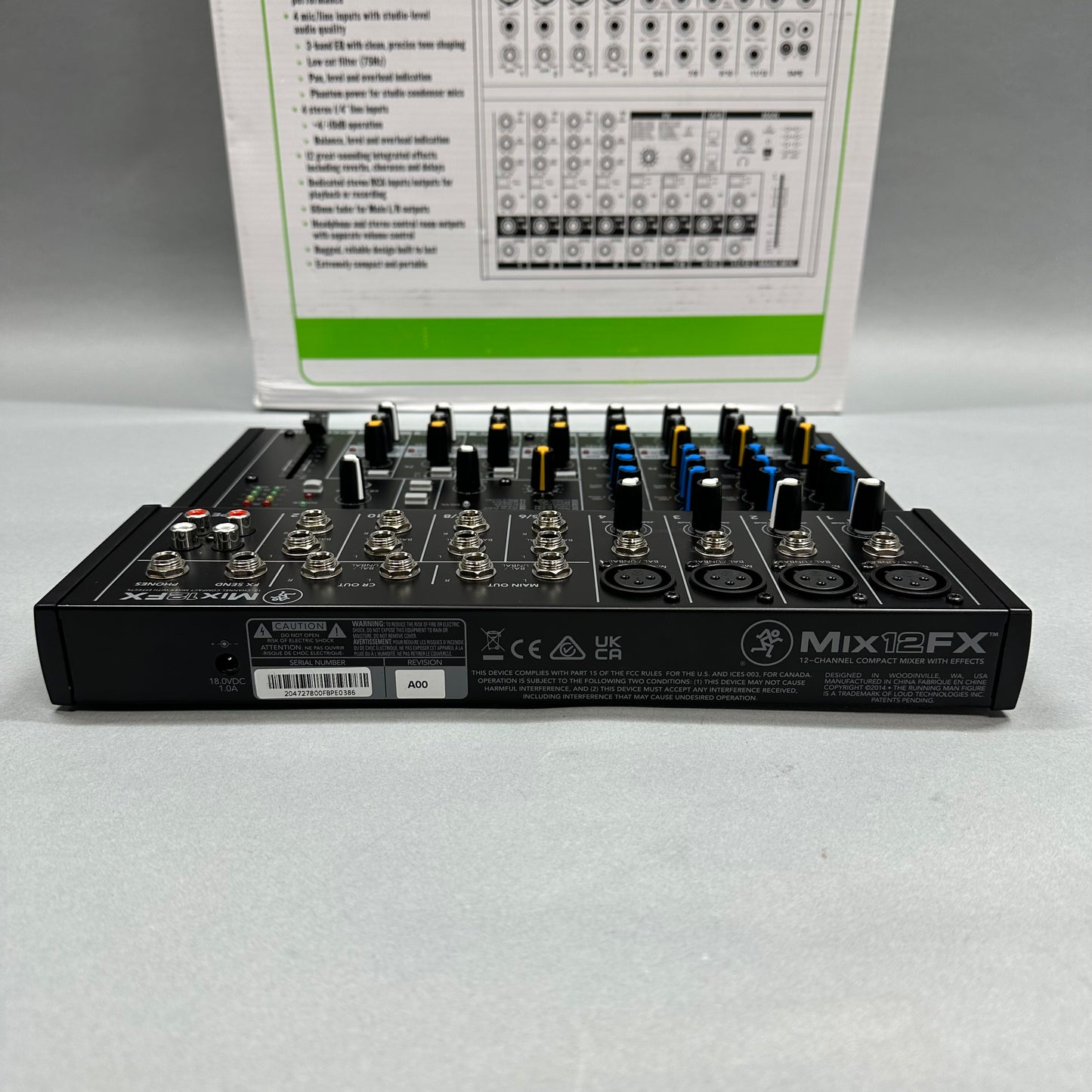 Mackie Mix12FX 12-Channel Compact Mixer with Effects