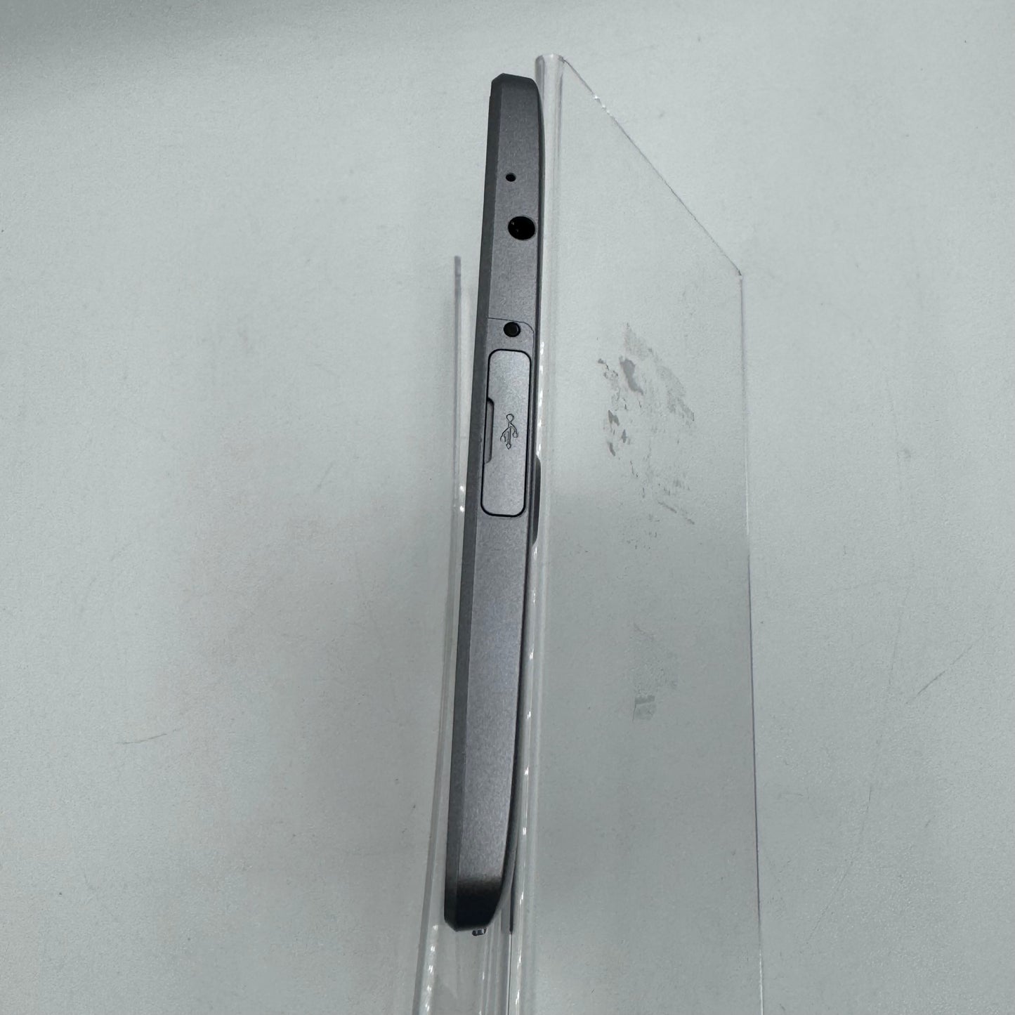 New WiFi Only LG G PadF 2nd Gen 16GB Black UK495