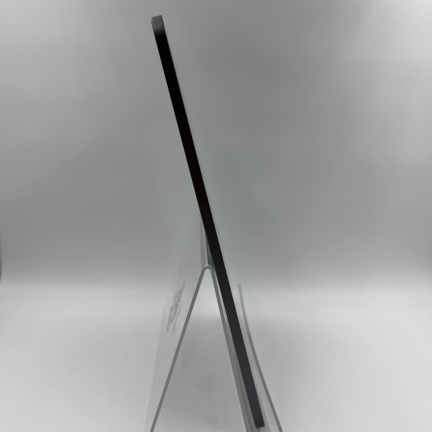 WiFi Only Apple iPad Pro 11" 2nd Gen 256GB Space Gray MXDC2LL/A