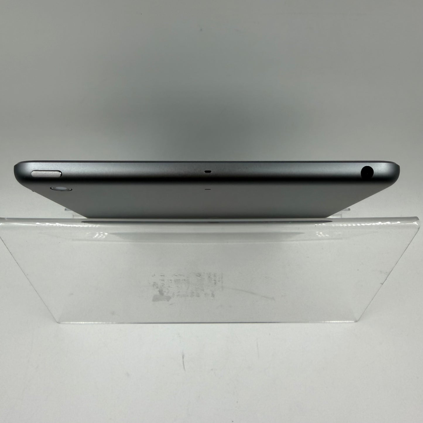 WiFi Only Apple iPad Mini 2nd Gen 16GB Space Gray ME276LL/A