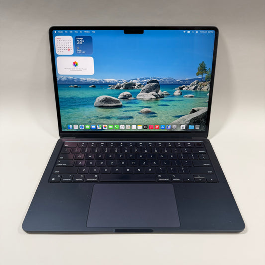 2022 Apple MacBook Air 13.6" M2 8C GPU 3.5GHz 8GB RAM 256GB SSD A2681