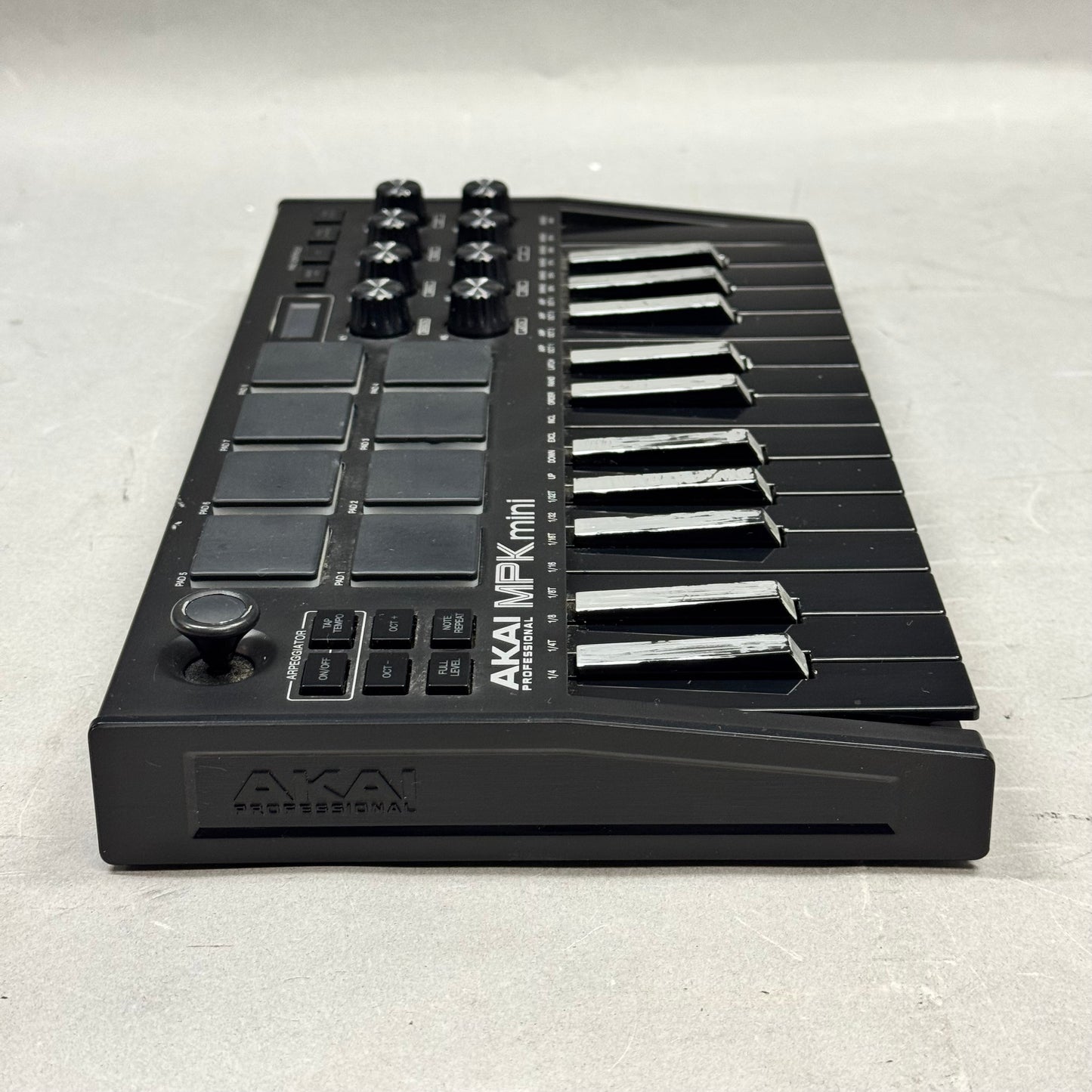 AKAI MPK Mini USB Keyboard Controller Special Edition Black