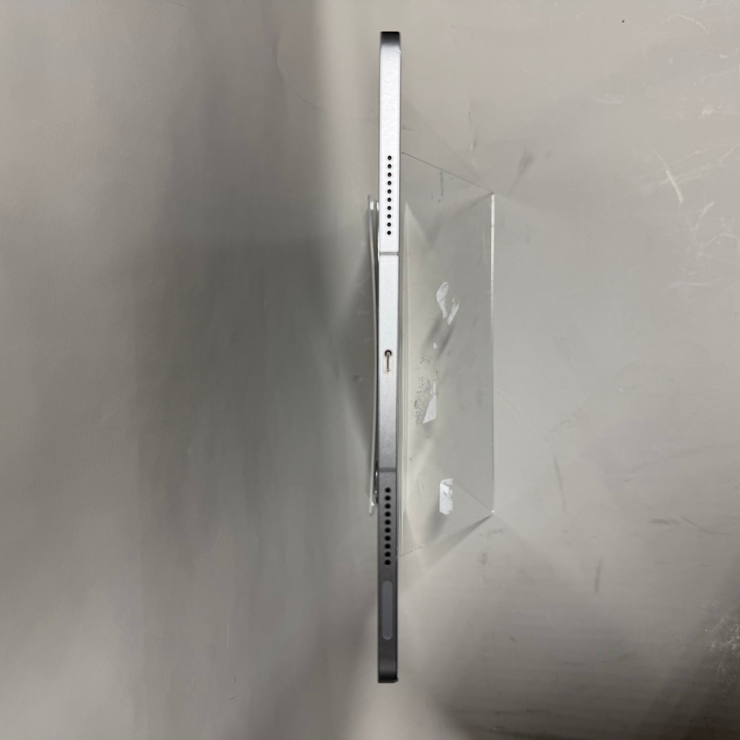 WiFi Only Apple iPad Pro 12.9" 6th Gen 128GB Space Gray MP5X3LL/A