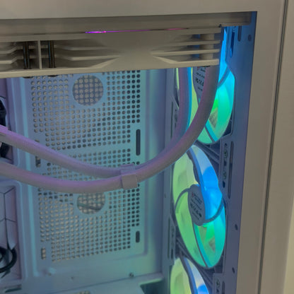 Skytech Chronos 3 Core i7-14700F 3.4GHz 32GB RAM 1TB SSD Nvidia GeForce RTX 5060