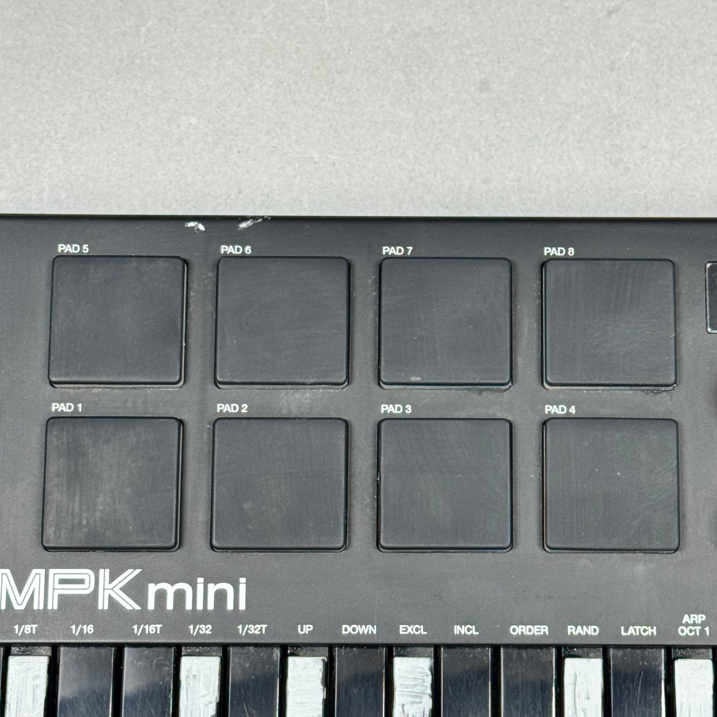 AKAI MPK Mini USB Keyboard Controller Special Edition Black