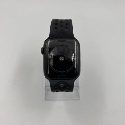 GPS Only Apple Watch SE 1st Gen 44MM Black Aluminum Black Nike Sport Band