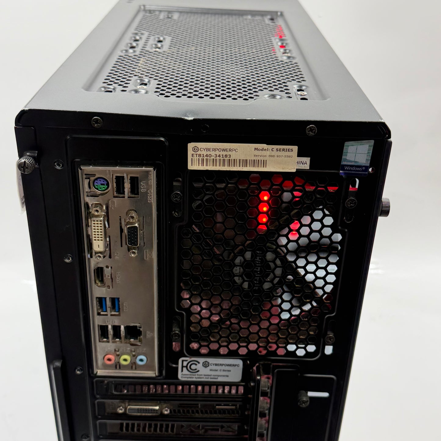 CyberPower Custom PC FX-6300 3.50GHz 8GB RAM 1TB HDD XFX Radeon RX 560