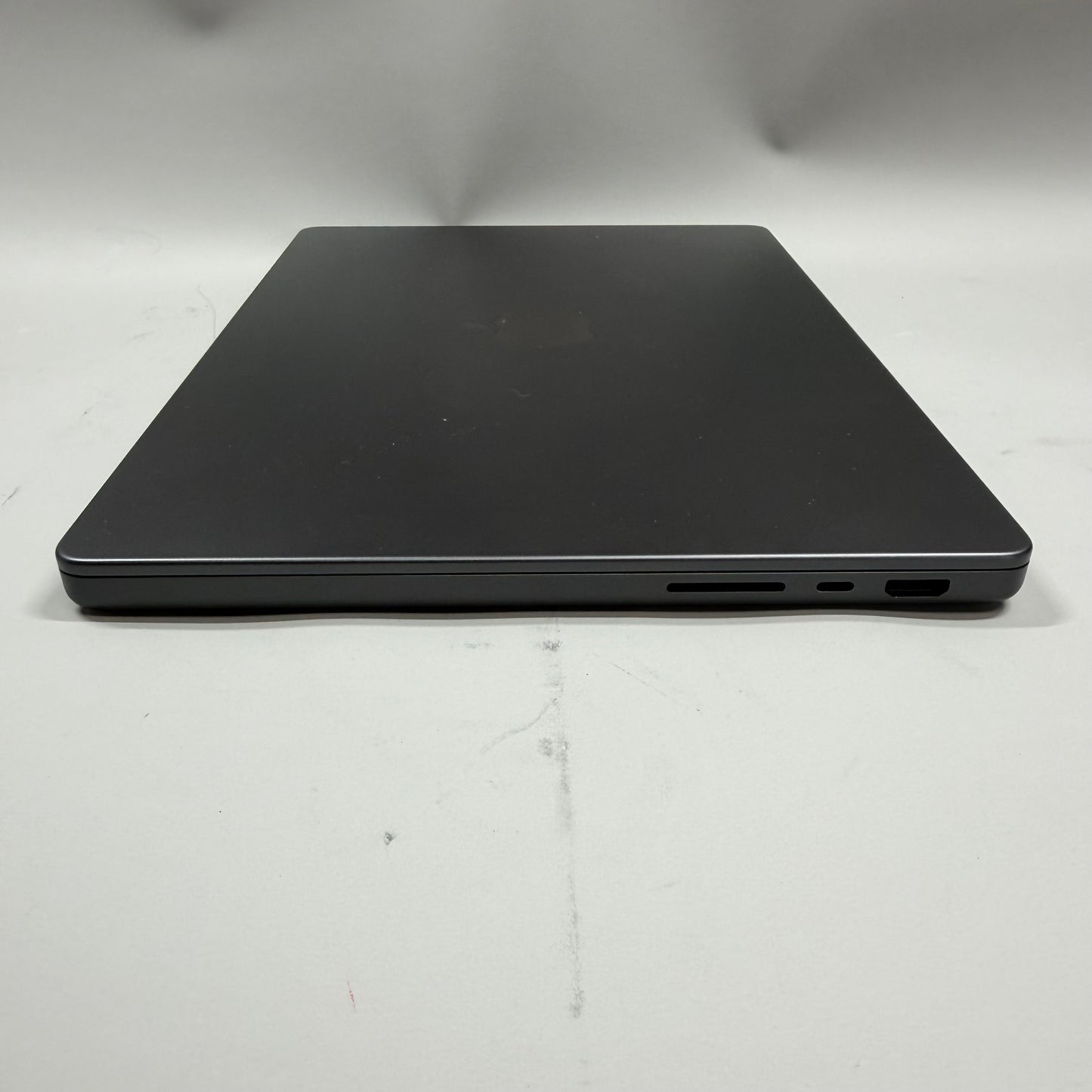 2025 Apple MacBook Pro 14" M5 10C GPU 4.6GHz 16GB RAM 512GB SSD A3434