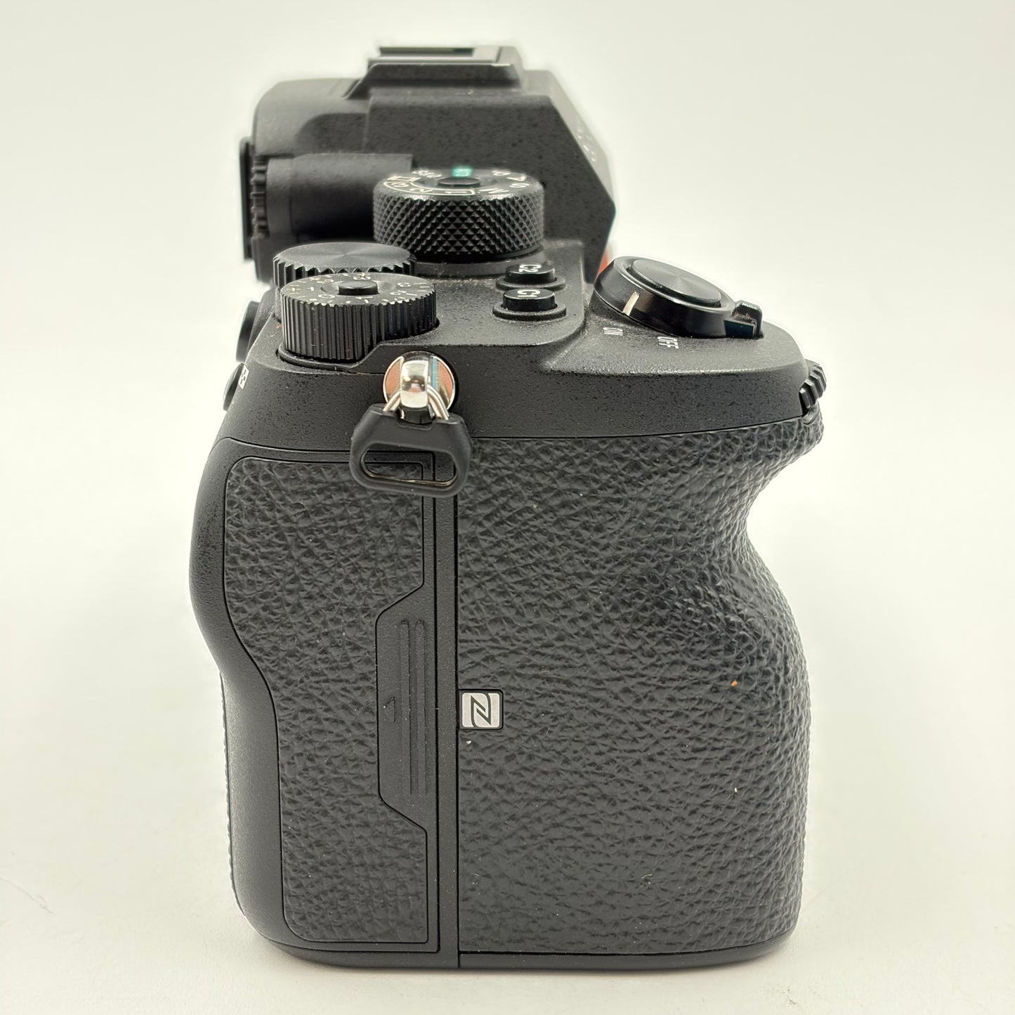 Sony Alpha A7R IV 61MP Full-Frame Mirrorless Digital Camera 3248 Shutter Count