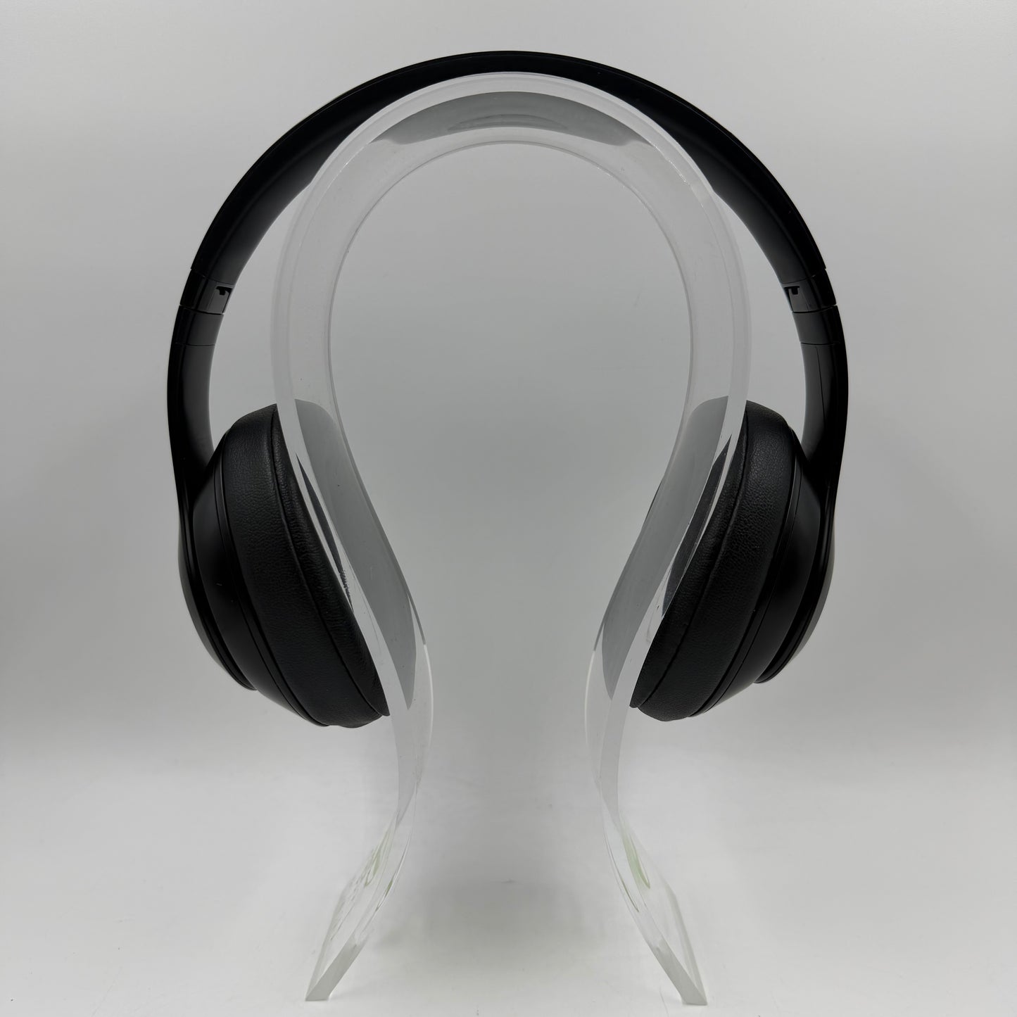 Beats Studio3 Wireless Over-Ear Bluetooth Headphones Black A1914