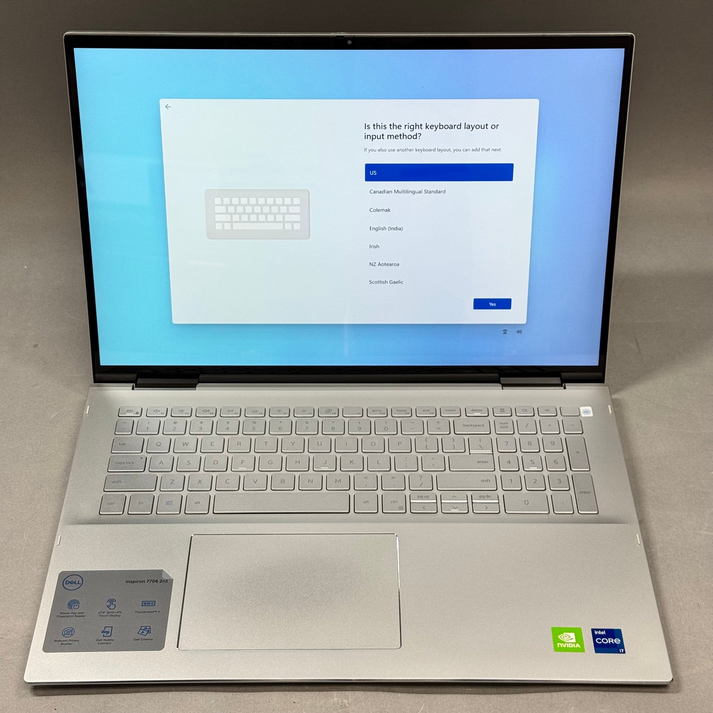 Dell Inspiron 7706 17.3" Core i7-1165G7 2.80GHz 16GB RAM 512GB SSD GeForce MX350