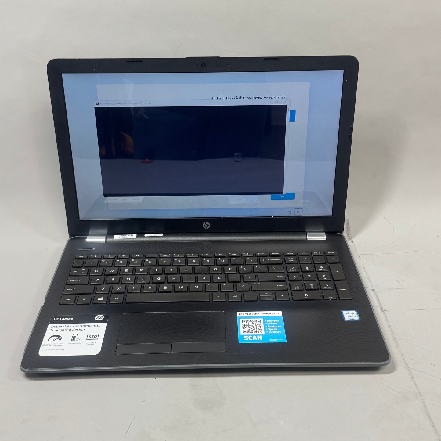 HP Laptop 15-BS193OD 15.6" Core i7-8550U 1.8GHz 8GB RAM 256GB SSD