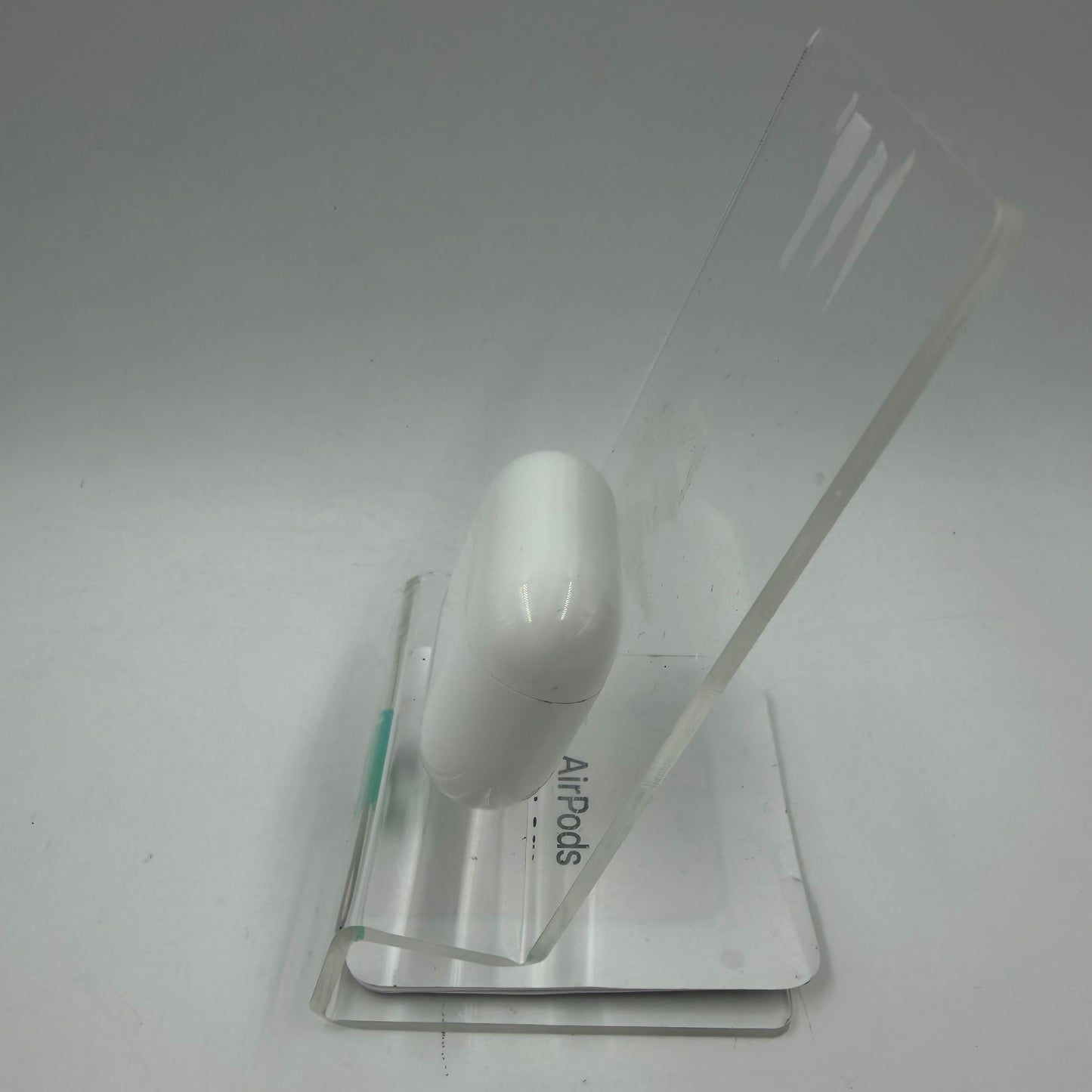 Apple AirPods 4th Gen ANC with MagSafe Charging Case A3053 A3050 A3058 MXP63LL/A