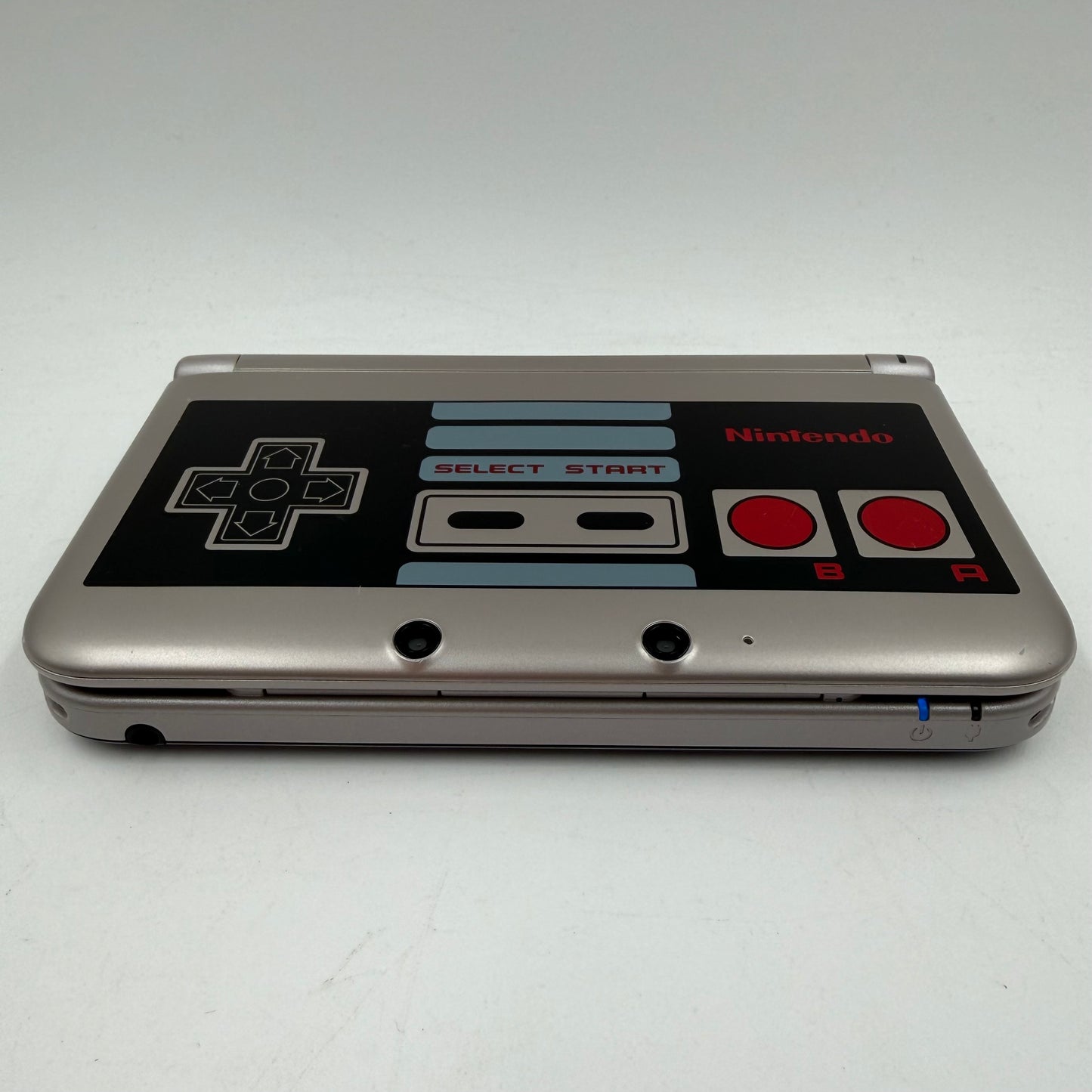 Nintendo 3DS XL Handheld Game Console SPR-S-USZ-C1 NES Edition