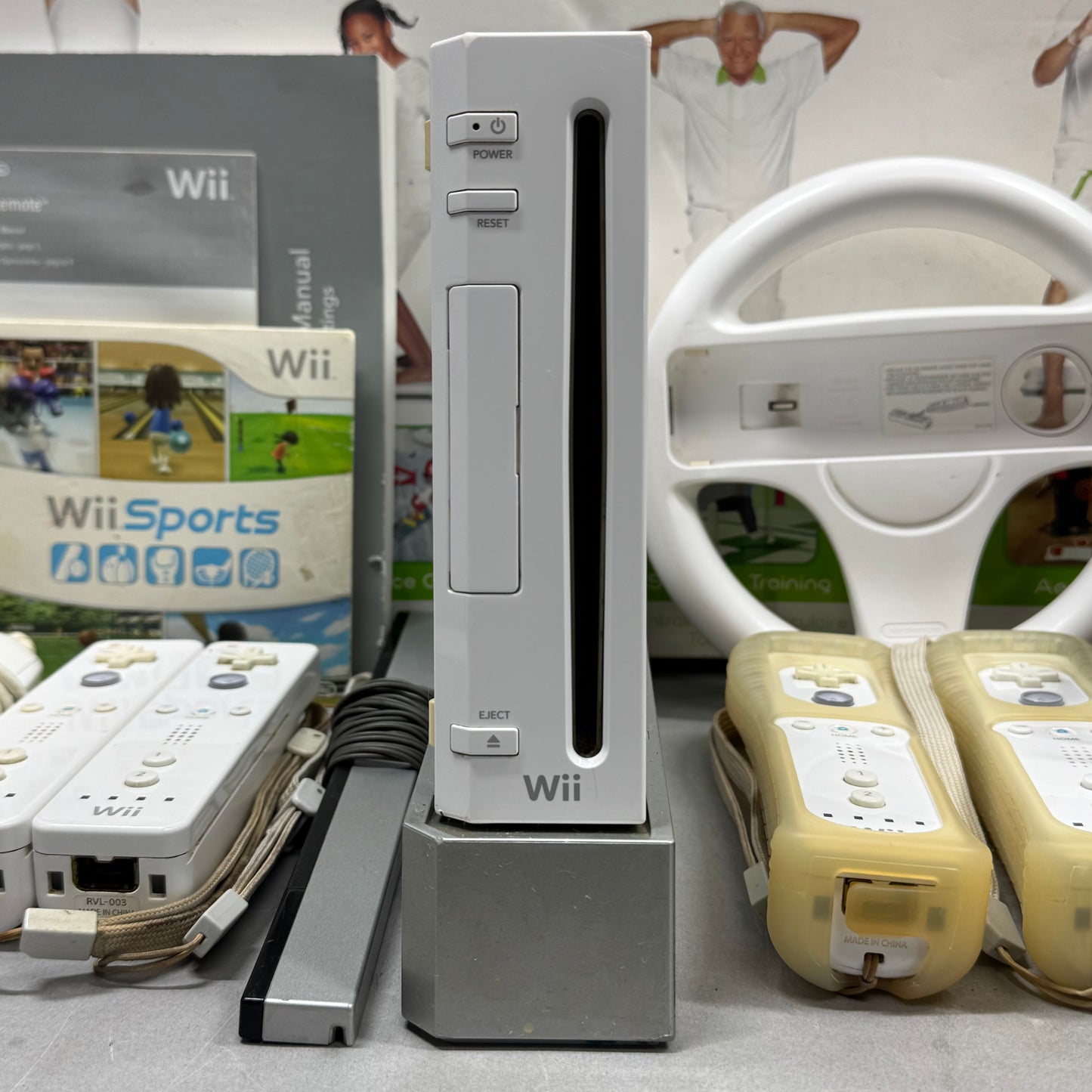 Nintendo Wii Video Game Console White