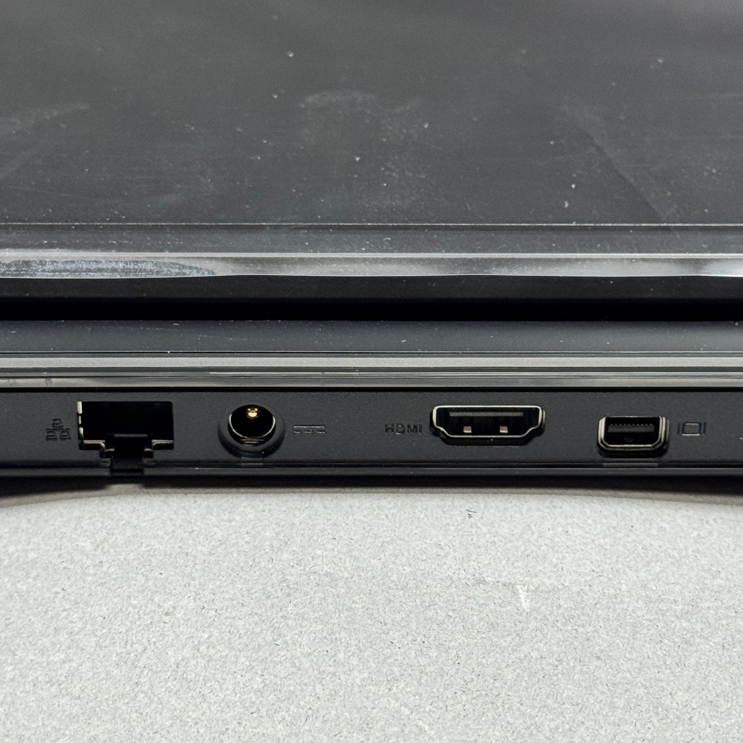Thunderobot Laptop X17 17.3" Core i7-13620H 2.40GHz 64GB RAM 2TB SSD GeForce RTX 5060
