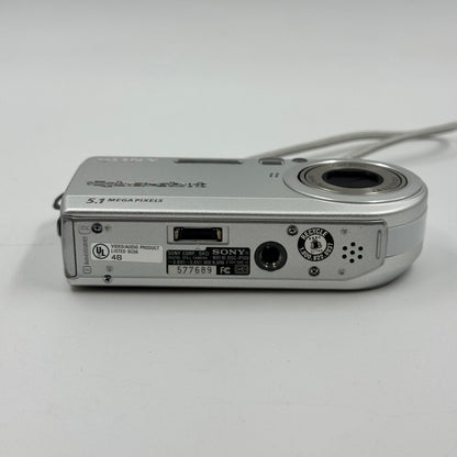 Sony DSC-P100 5.1MP Compact Digital Camera