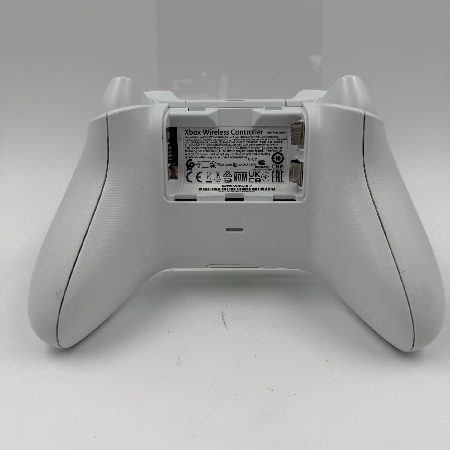 Microsoft Xbox Series X|S Wireless Controller Robot White 1914