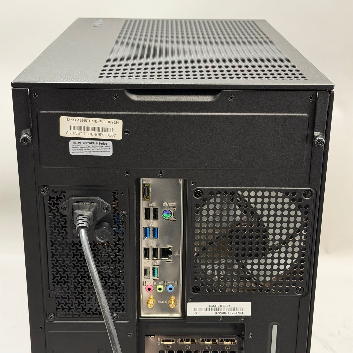 NZXT Custom PC i9-14900K 3.20GHz 32GB RAM 2TB SSD Gigabyte GeForce RTX 5070