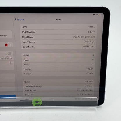 WiFi Only Apple iPad Air 5th Gen 64GB 17.5.1 Purple MME93LL/A