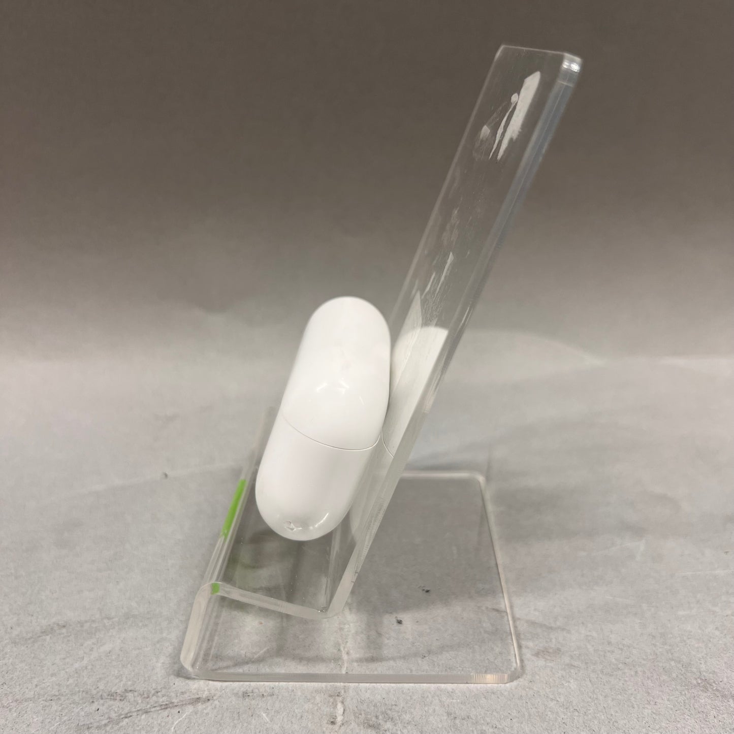 Apple AirPods 1st Gen with Wireless Charging Case A2084 A2083 A2190 MWP22AM/A